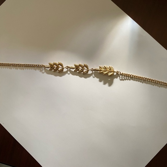 Gold Tone Leaf Boho Greek Goddess Choker Necklace - Picture 9 of 16